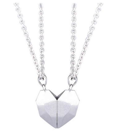 Neo Gothic Metal Necklaces for Lovers' Parties (Pair)