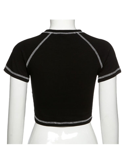 Aesthetic Skull Girl T-Shirt - Y2K Black Vintage Style